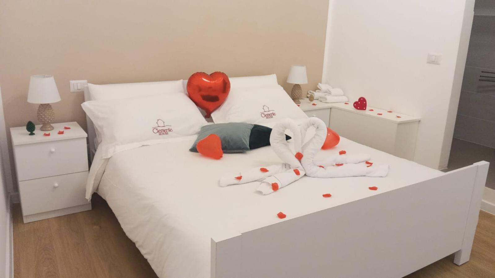 Elegante Matrimoniale Clemente House Catania Centro Hotell Eksteriør bilde